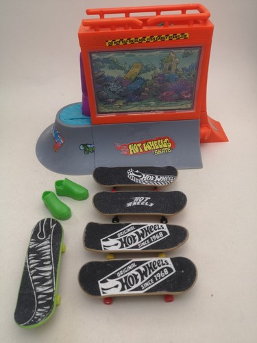 Hot wheels fingerboard - hot, bundle