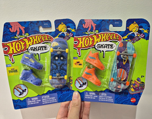 Hot wheels skate fingerboard - hot,