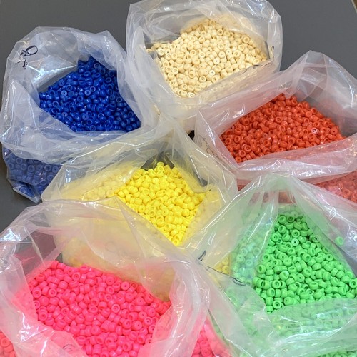 Lot 300 pcs - lot, wheels